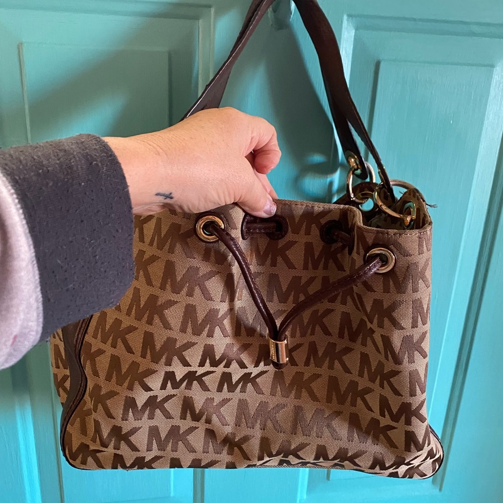Michael Kors shoulder bag, good condition